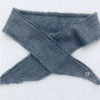 Le headband MON JOHNNY gris & argent collection hiver Protège-Moi est doux, chaud, fabriqué main, en laine et fil lurex pour une allure rock et casual