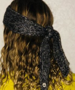 Avec le headband MON JOHNNY gris anthracite & argent de la collection hiver Protège-Moi vos oreilles seront bien chaud