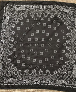 Le foulard MON PETIT SATIN IDA DEGLIAME existe en noir