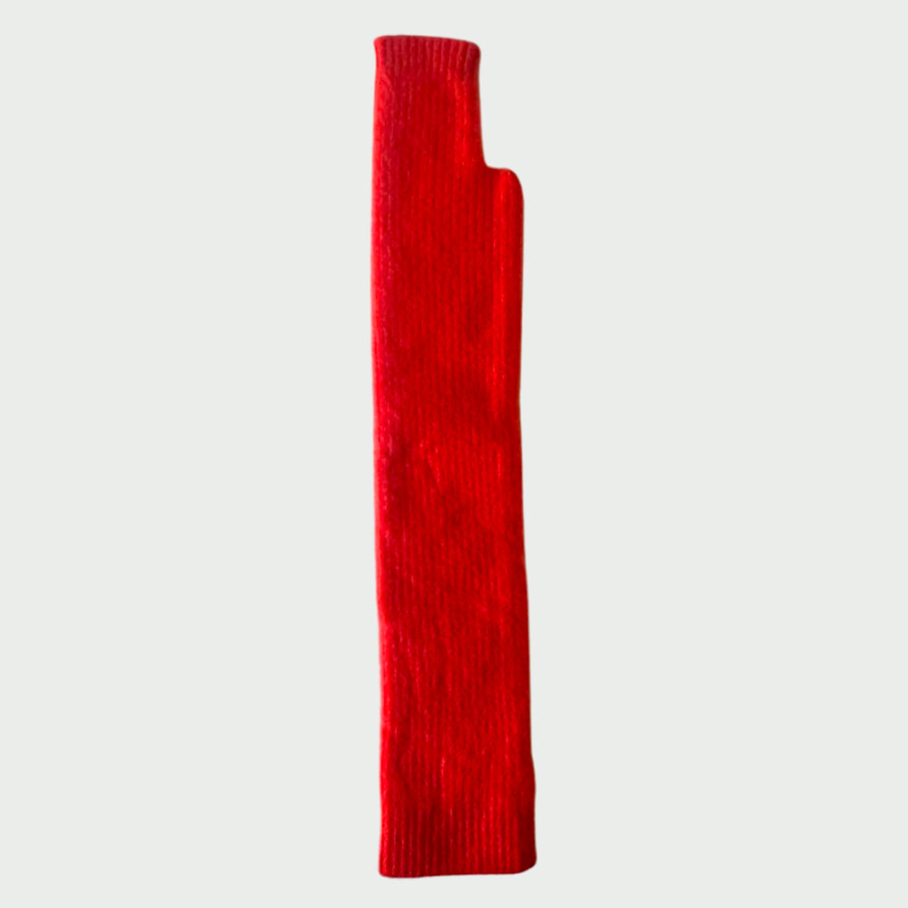 la longue mitaine serge ida degliame se décline en orange corail pour donner du peps à vos looks hivernaux