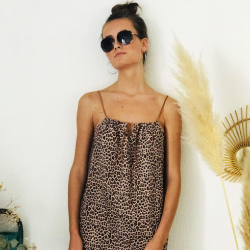 La robe LOU Léopard rose poudré IDA DEGLIAME se porte tout l'été