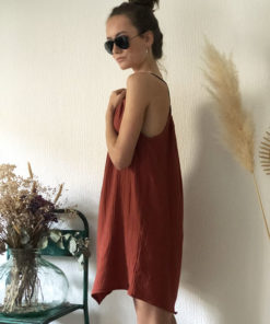 La robe LOU Unie IDA DEGLIAME terracotta se porte tout l’été
