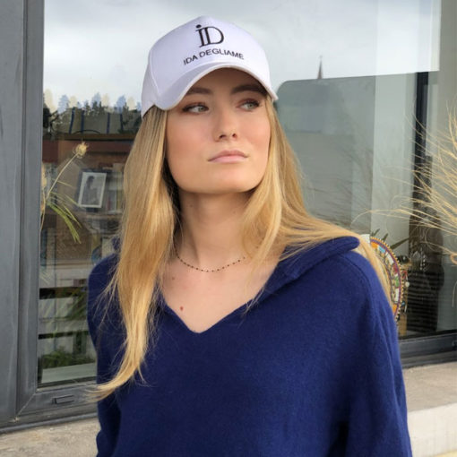 Pour un style décontracté, optez pour la casquette ID IDA DEGLIAME