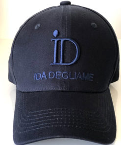 La casquette ID IDA DEGLIAME est 100% coton