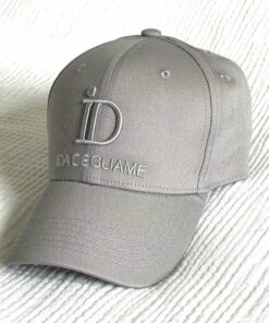 La casquette ID all se décline en gris clair