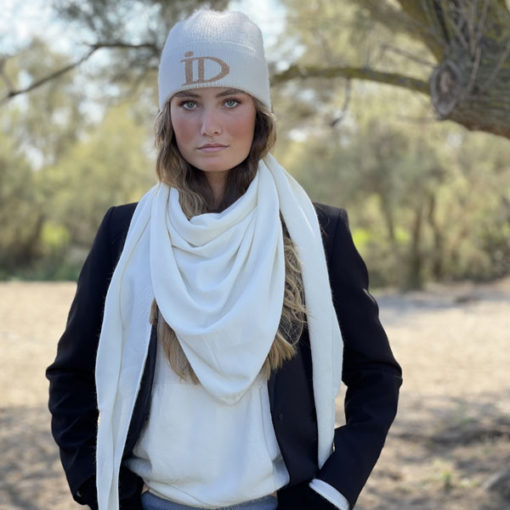 Le bonnet ABYSSE IDA DEGLIAME peut s'accompagner de l’écharpe ROMY