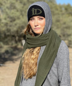 Le bonnet ABYSSE IDA DEGLIAME vous donnera une allure chic et urbaine