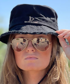 le chapeau wild ida degliame vous donnera l’allure d’une aventurière. So chic !