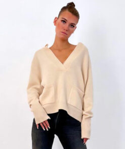 Le pull BFF IDA DEGLIAME se décline en beige