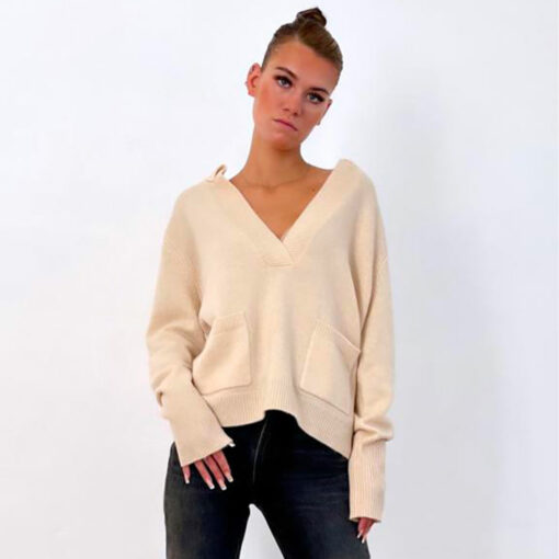 Le pull BFF IDA DEGLIAME se décline en beige