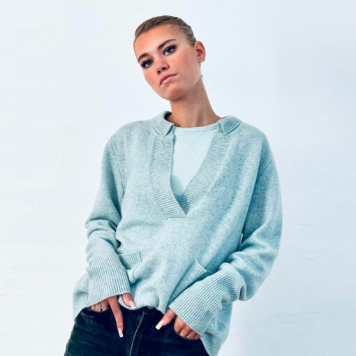 Le pull MON BFF* IDA DEGLIAME vous accompagnera tout l'hiver avec élégance