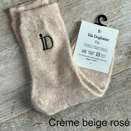 Les chaussettes mes chouchous IDA DEGLIAME existent en crème beige rosé