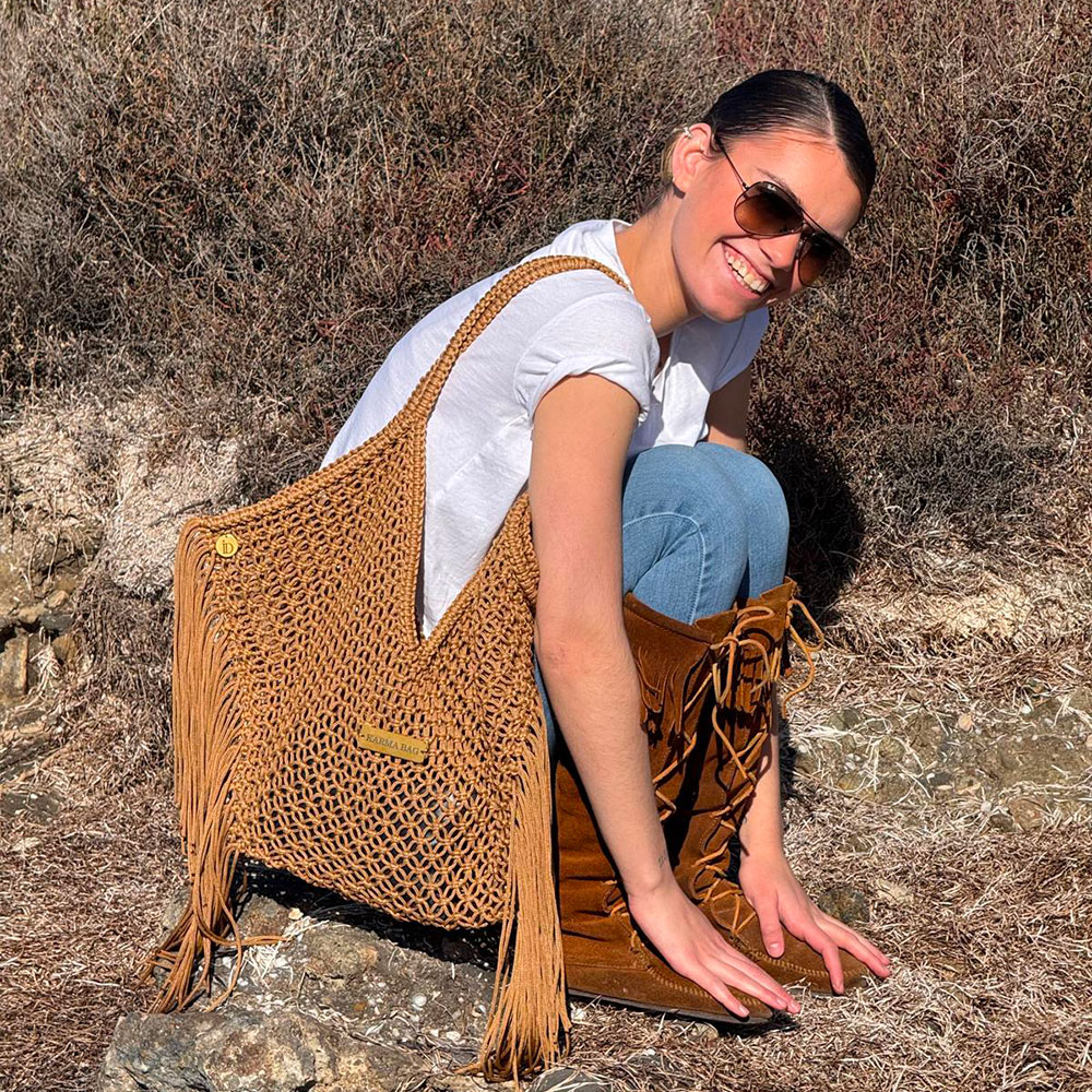 le KARMA Bag IDA DEGLIAME est Un cabas XL bohème et éthique