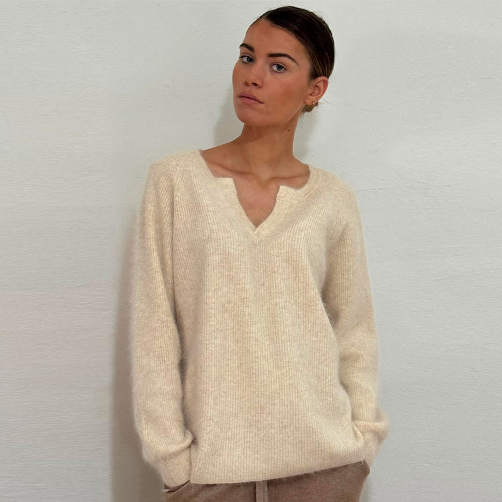Pull PIA IDA DEGLIAME nude 100% cachemire de vison, pull femme élégant et doux pour l'hiver
